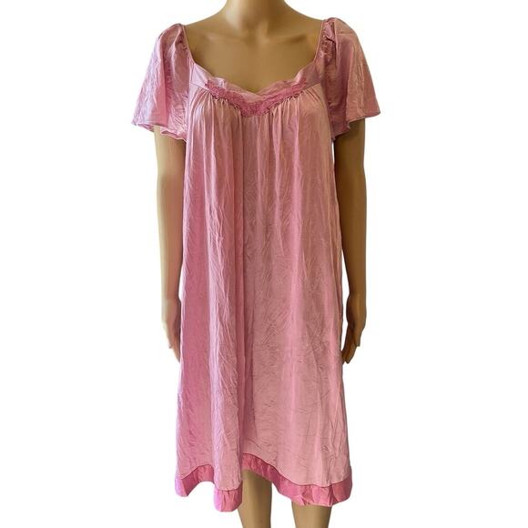 Vanity Fair Other - Vintage Vanity Fair Sz L Nylon Pink Nightgown Lingerie Slipdress Fairy Feminine